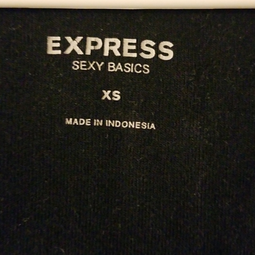 Express black tshirt - Picture 3 of 4